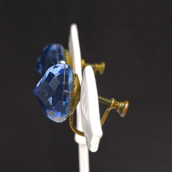 Vintage Blue Crystal Seamed Glass Earrings, Screw Backs, 1940s Jewelry - Picture 10 of 10
